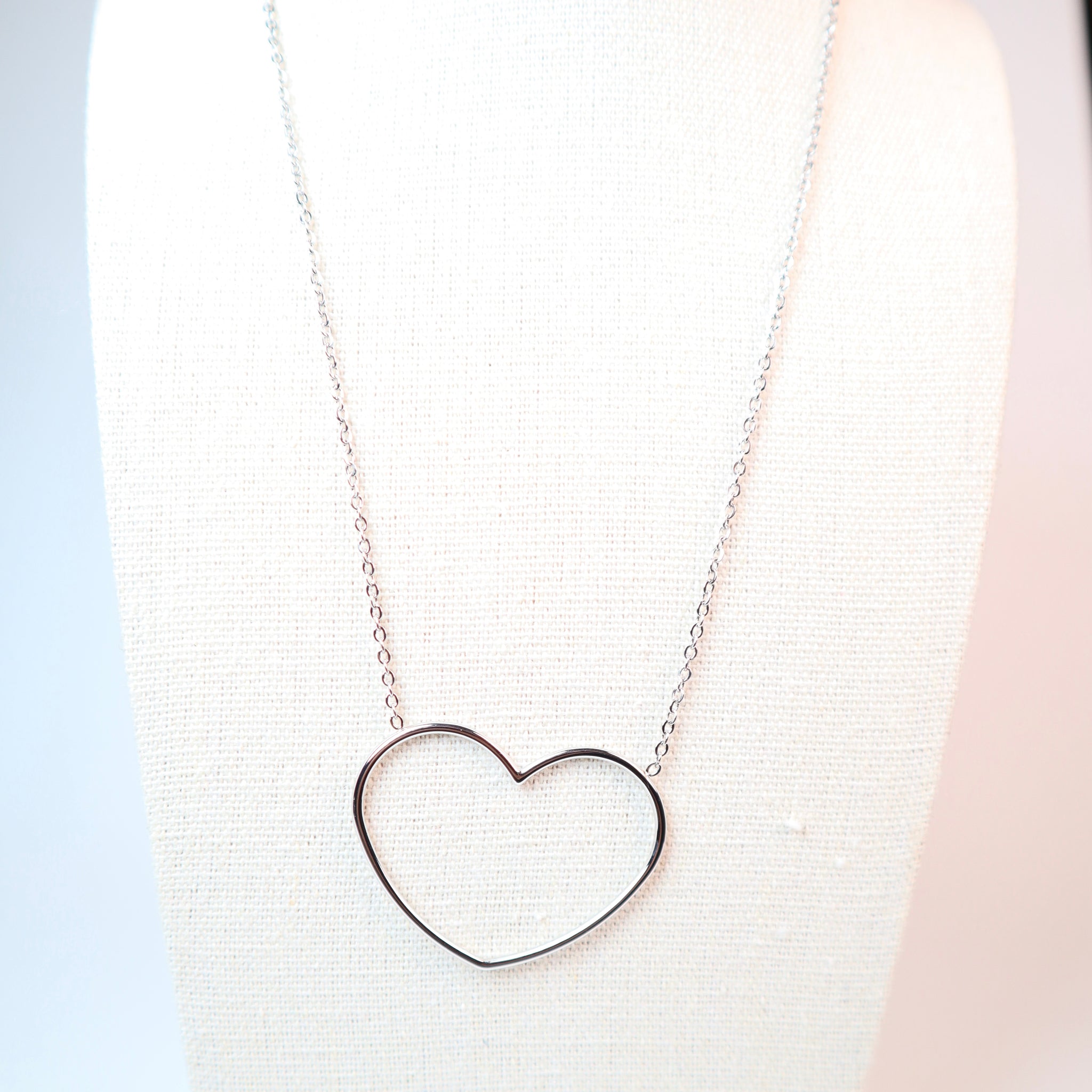 Collana big cuore traforato